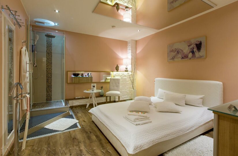 Ambiente Noir von Emotion Wellness - erotische Massage in Wien